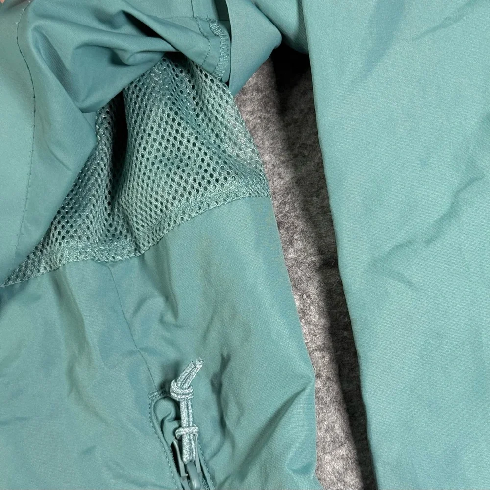Champion Women's Hooded
Windbreaker Teal Jacket Full Zip
Size X-Small EUC - Picture 6 of 14